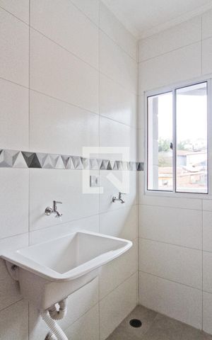 Apartamento para alugar com 65m², 2 quartos e sem vagaÁrea de serviço
