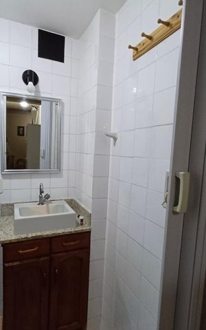 Apartamento à venda com 52m², 2 quartos e 1 vaga Apartamento à venda com 52m², 2 quartos e 1 vagaBanheiro