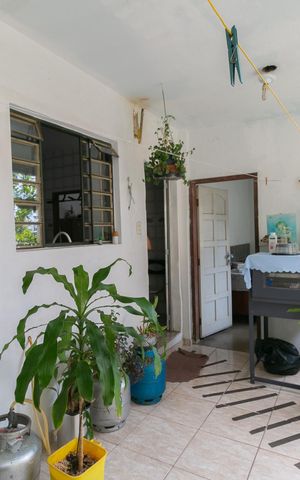 Casa à venda com 285m², 4 quartos e 2 vagas