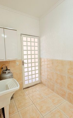 Casa à venda com 310m², 4 quartos e 3 vagasÁrea de Serviço