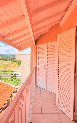 Casa à venda com 310m², 4 quartos e 3 vagasSuíte 1