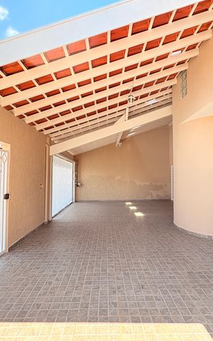 Casa à venda com 310m², 4 quartos e 3 vagasGaragem/frente da Casa