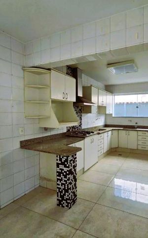 Casa para alugar com 408m², 4 quartos e 2 vagas