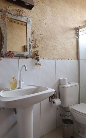 Casa para alugar com 490m², 4 quartos e 4 vagas Casa para alugar com 490m², 4 quartos e 4 vagasBanheiro da Suíte 3