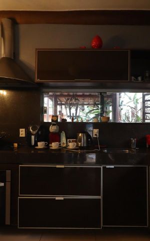 Casa para alugar com 490m², 4 quartos e 4 vagas Casa para alugar com 490m², 4 quartos e 4 vagasCozinha