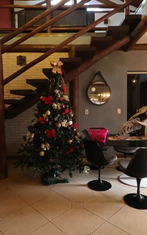 Casa para alugar com 490m², 4 quartos e 4 vagas Casa para alugar com 490m², 4 quartos e 4 vagasSala