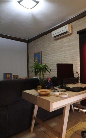 Casa para alugar com 490m², 4 quartos e 4 vagas Casa para alugar com 490m², 4 quartos e 4 vagasEscritório