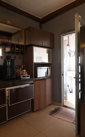 Casa para alugar com 490m², 4 quartos e 4 vagas Casa para alugar com 490m², 4 quartos e 4 vagasCozinha