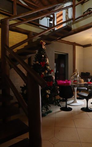 Casa para alugar com 490m², 4 quartos e 4 vagas Casa para alugar com 490m², 4 quartos e 4 vagasSala