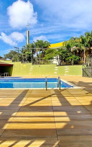 Apartamento à venda com 65m², 2 quartos e 1 vagaArea Comum - Piscina