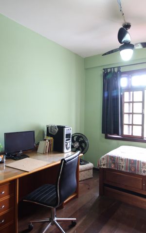 Casa de condomínio à venda com 350m², 4 quartos e 4 vagasQuarto 3