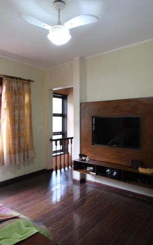 Casa de condomínio à venda com 350m², 4 quartos e 4 vagasSala 2