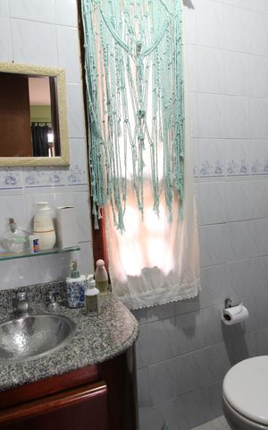 Casa de condomínio à venda com 350m², 4 quartos e 4 vagasQuarto 3 - Suíte