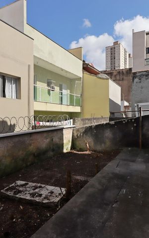 Casa para alugar com 55m², 1 quarto e sem vagaQuintal