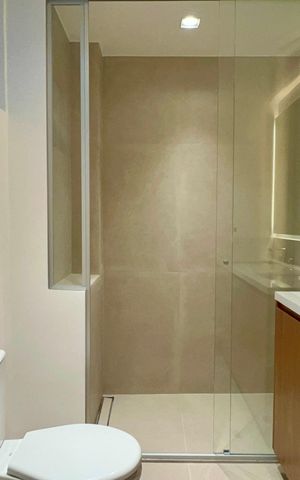 Apartamento à venda com 212m², 3 quartos e 1 vaga Apartamento à venda com 212m², 3 quartos e 1 vagaBanheiro da Suíte 3
