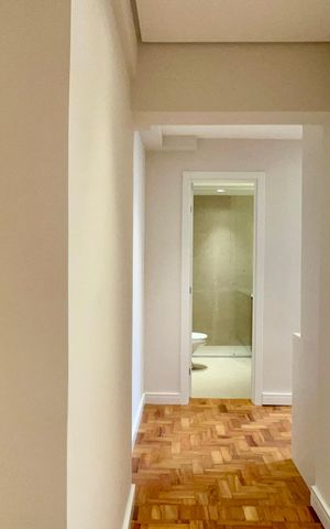 Apartamento à venda com 212m², 3 quartos e 1 vaga Apartamento à venda com 212m², 3 quartos e 1 vagaSuíte 3