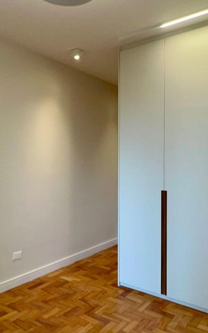 Apartamento à venda com 212m², 3 quartos e 1 vaga Apartamento à venda com 212m², 3 quartos e 1 vagaSuíte 2