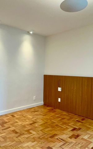 Apartamento à venda com 212m², 3 quartos e 1 vaga Apartamento à venda com 212m², 3 quartos e 1 vagaSuíte 3
