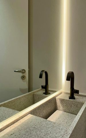 Apartamento à venda com 212m², 3 quartos e 1 vaga Apartamento à venda com 212m², 3 quartos e 1 vagaLavabo