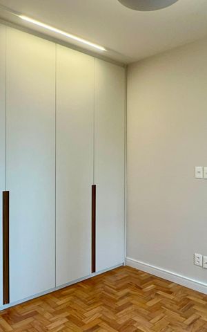 Apartamento à venda com 212m², 3 quartos e 1 vaga Apartamento à venda com 212m², 3 quartos e 1 vagaSuíte 2