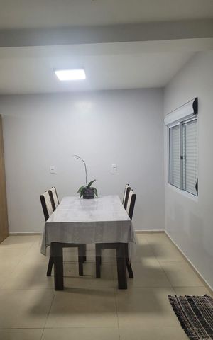 Casa à venda com 75m², 3 quartos e 3 vagas Casa à venda com 75m², 3 quartos e 3 vagasSala