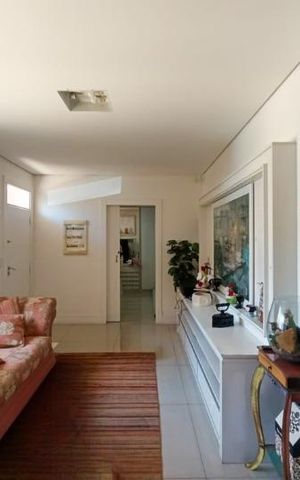 Casa para alugar com 500m², 5 quartos e 5 vagas