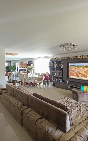 Casa para alugar com 500m², 5 quartos e 5 vagas