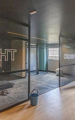 Apartamento à venda com 42m², 2 quartos e 1 vaga Apartamento à venda com 42m², 2 quartos e 1 vagaacademia_3