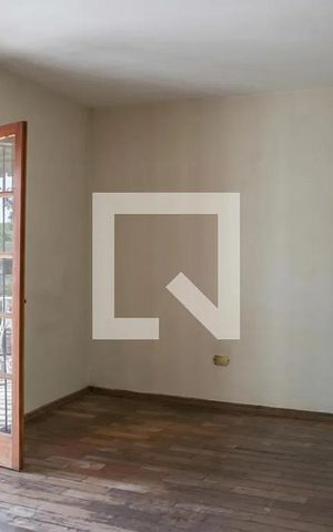 Casa à venda com 180m², 3 quartos e 3 vagas Casa à venda com 180m², 3 quartos e 3 vagasQuarto 1