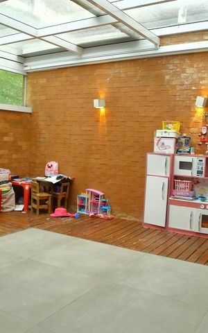 Casa de condomínio para alugar com 250m², 4 quartos e 4 vagasÁrea gourmet /Quintal 