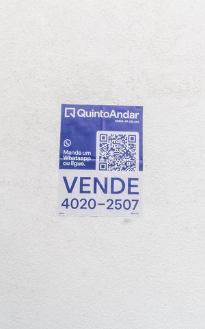 Casa de condomínio à venda com 370m², 4 quartos e 6 vagas Casa de condomínio à venda com 370m², 4 quartos e 6 vagasVista da Rua