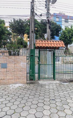 Apartamento à venda com 62m², 2 quartos e 1 vaga Apartamento à venda com 62m², 2 quartos e 1 vagaEntrada