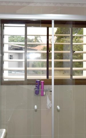 Apartamento à venda com 267m², 4 quartos e 4 vagasBanheiro social