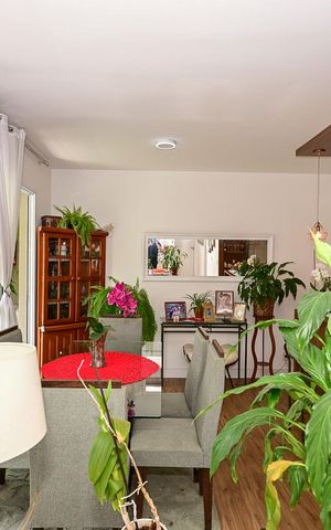 Apartamento à venda com 75m², 2 quartos e 2 vagasSala