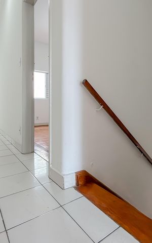 Casa à venda com 90m², 2 quartos e sem vaga Casa à venda com 90m², 2 quartos e sem vagaCorredor