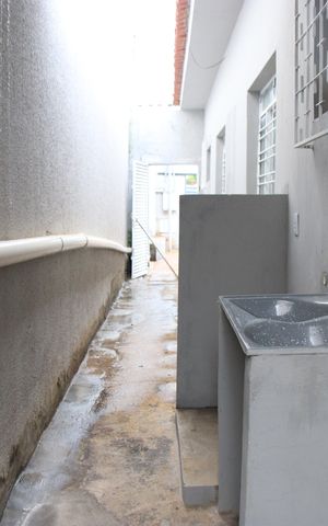 Casa para alugar com 85m², 3 quartos e 1 vagaÁrea de Serviço