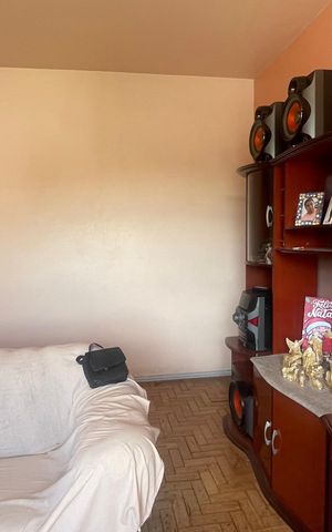 Apartamento à venda com 70m², 2 quartos e 1 vaga Apartamento à venda com 70m², 2 quartos e 1 vagaSala