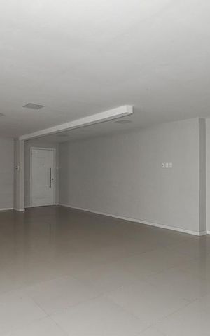 Apartamento à venda com 150m², 3 quartos e sem vagaSala