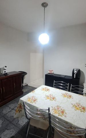 Casa para alugar com 200m², 3 quartos e 4 vagas Casa para alugar com 200m², 3 quartos e 4 vagasSala de Jantar