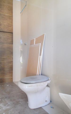 Casa para alugar com 110m², 3 quartos e 2 vagasBanheiro