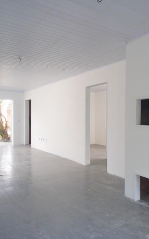 Casa para alugar com 250m², 6 quartos e 4 vagassala 4