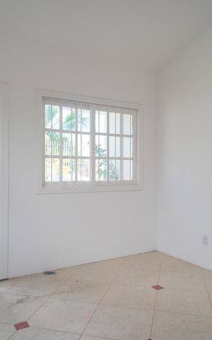 Casa para alugar com 250m², 6 quartos e 4 vagasSala 1