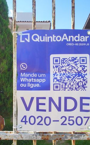Casa para alugar com 250m², 6 quartos e 4 vagasplaca