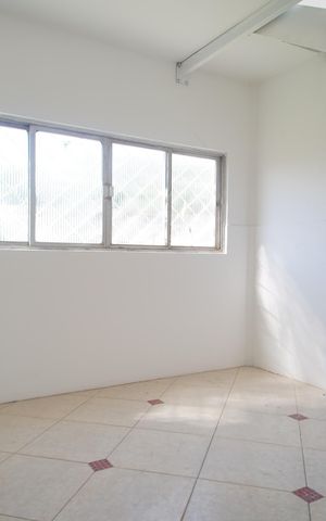 Casa para alugar com 250m², 6 quartos e 4 vagassala 3