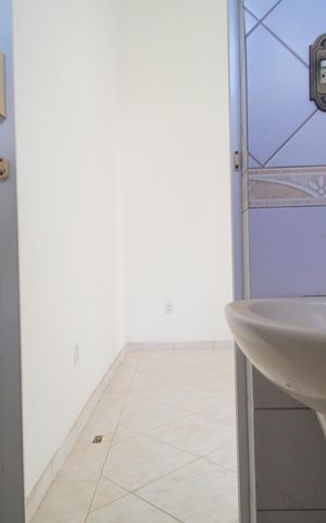 Casa para alugar com 250m², 6 quartos e 4 vagasBanheiro da Suíte 1