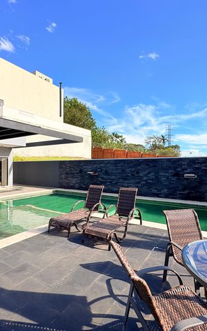 Casa de condomínio para alugar com 362m², 4 quartos e 3 vagasÁrea de Piscina