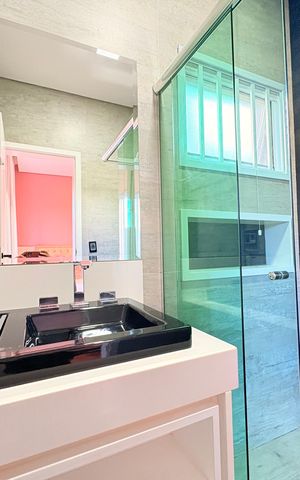 Casa de condomínio para alugar com 362m², 4 quartos e 3 vagasBanheiro da Suíte 3