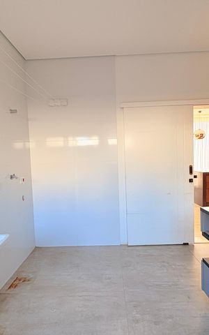 Casa de condomínio para alugar com 362m², 4 quartos e 3 vagasÁrea de Serviço