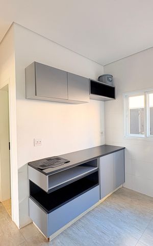 Casa de condomínio para alugar com 362m², 4 quartos e 3 vagasÁrea de Serviço