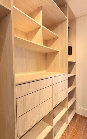 Casa de condomínio para alugar com 362m², 4 quartos e 3 vagasSuíte Master - Closet